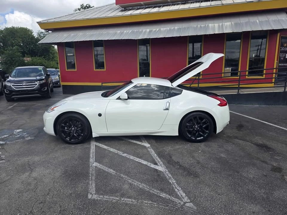 2016 Nissan 370Z 6th Gen - Image 7 of 12