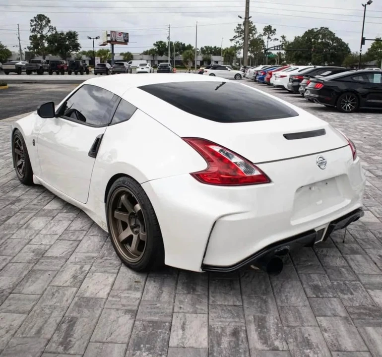 2016 Nissan 370Z 6th Gen - Image 5 of 12