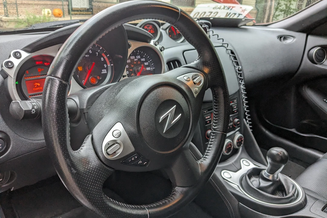 2016 Nissan 370Z 6th Gen - Image 29 of 31