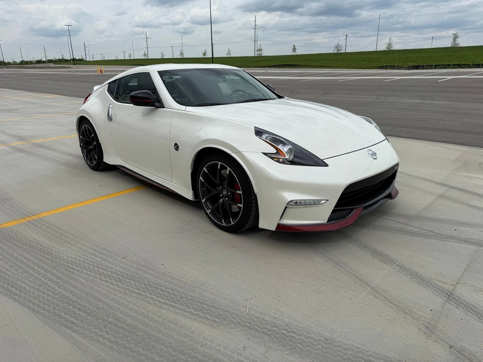 2016 Nissan 370Z 6th Gen - Image 16 of 31