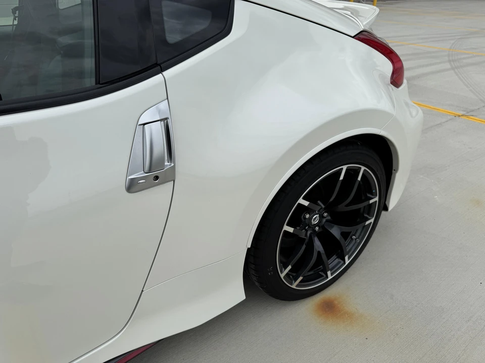 2016 Nissan 370Z 6th Gen - Image 28 of 31