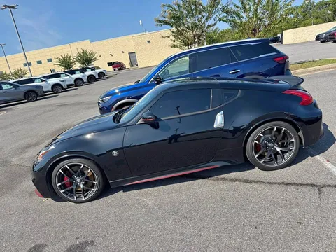 2016 Nissan 370Z NISMO Tech Coupe 2D