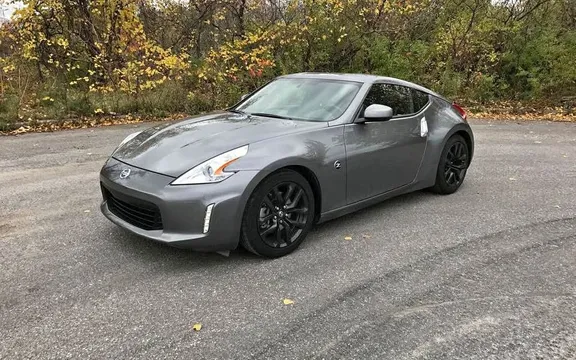 2016 Nissan 370Z Enthusiast