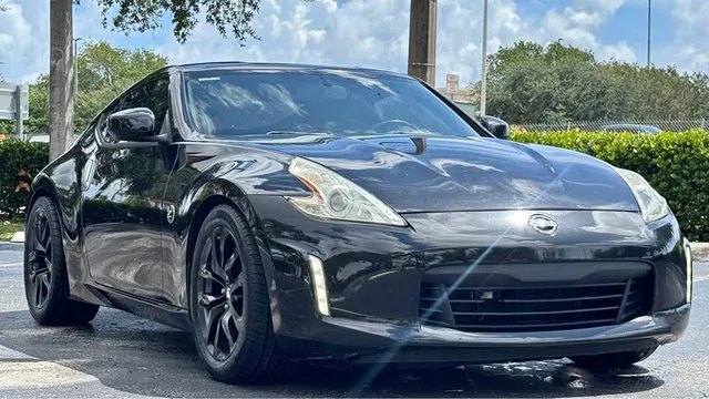 2016 Nissan 370Z Roadster 2D