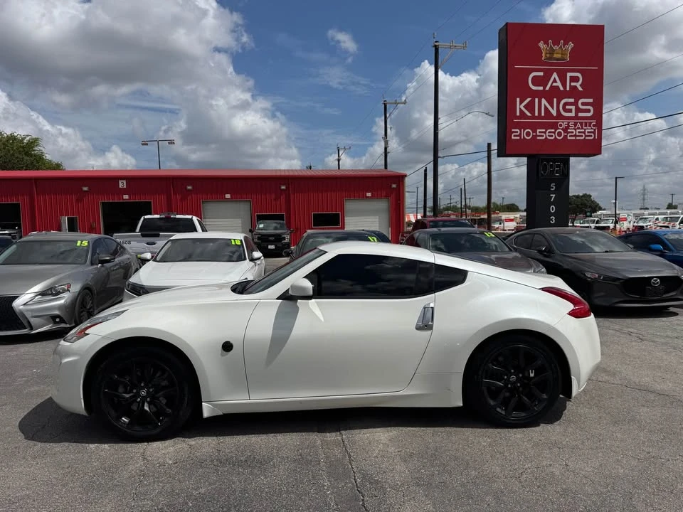 2016 Nissan 370Z 6th Gen - Image 4 of 15