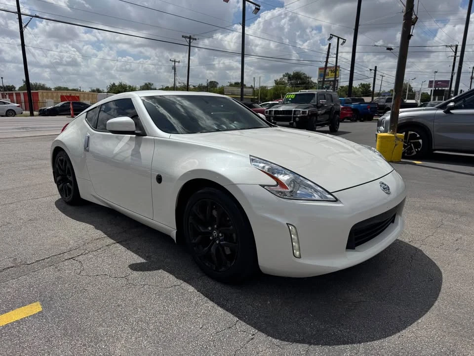 2016 Nissan 370Z 6th Gen - Image 10 of 15
