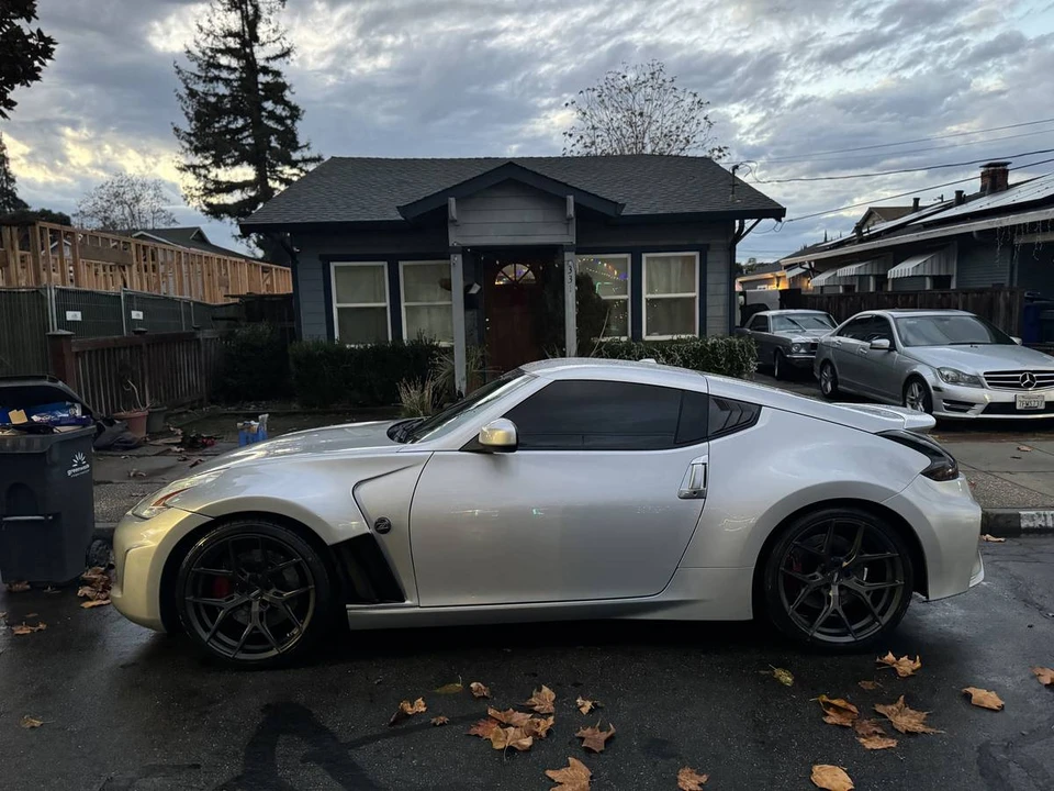 2016 Nissan 370Z 6th Gen - Image 8 of 16