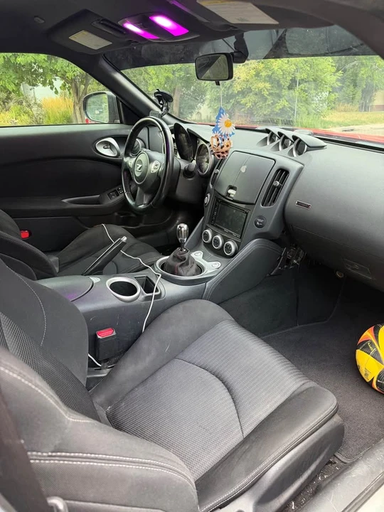 2016 Nissan 370Z 6th Gen - Image 8 of 9