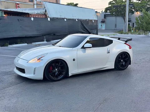 2016 Nissan 370Z Sport Tech Coupe 2D