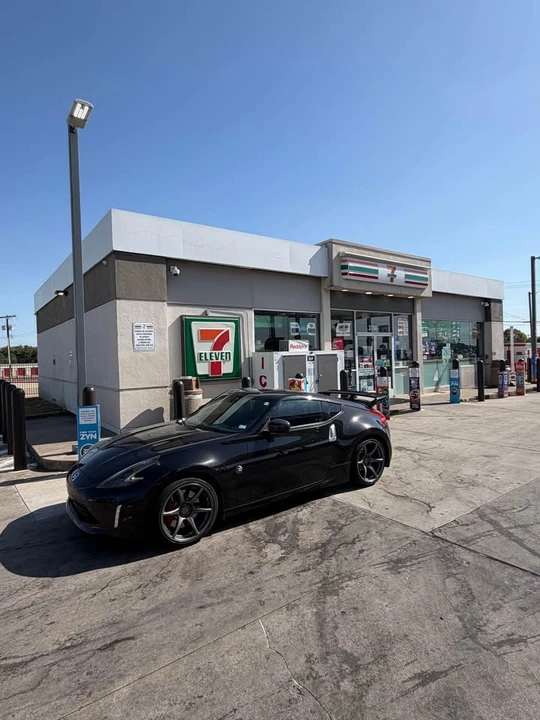 2016 Nissan 370Z 6th Gen - Image 3 of 12