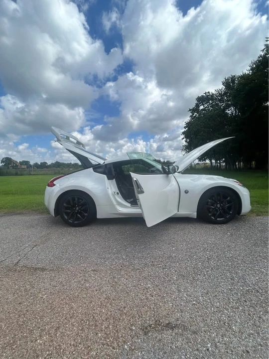 2016 Nissan 370Z 6th Gen - Image 14 of 16