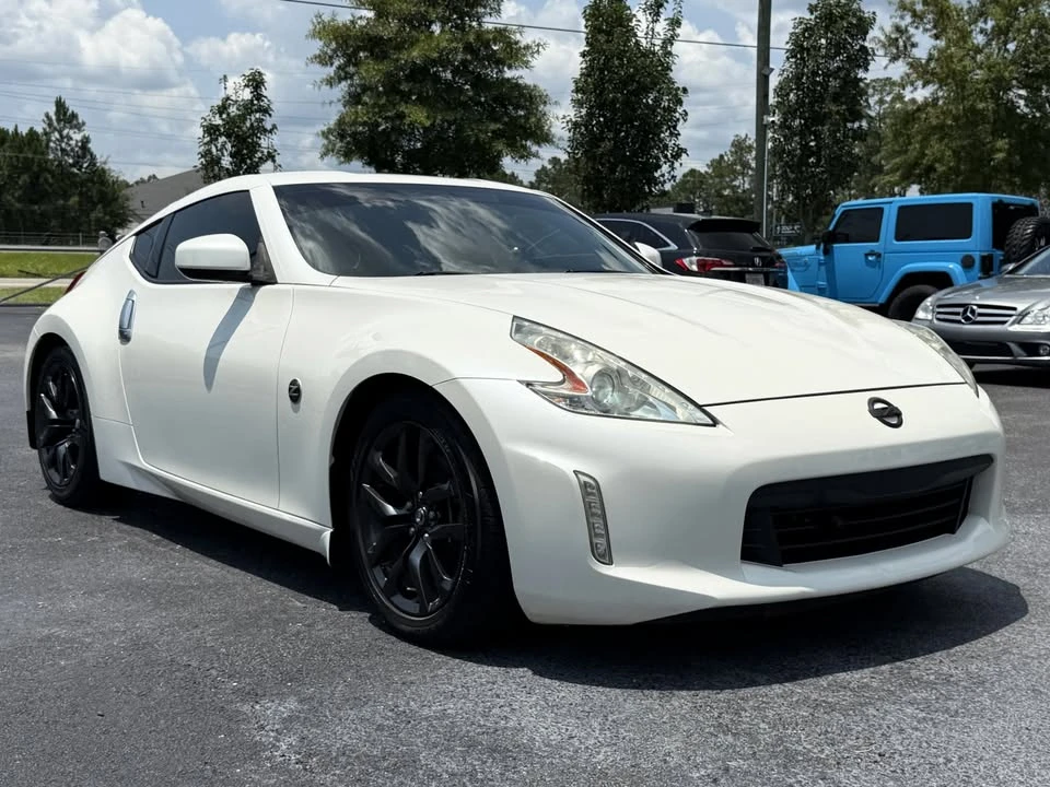 2016 Nissan 370Z 6th Gen - Image 9 of 20