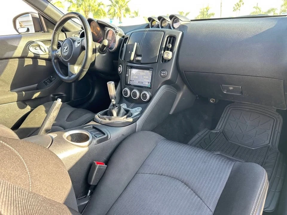 2016 Nissan 370Z 6th Gen - Image 19 of 20