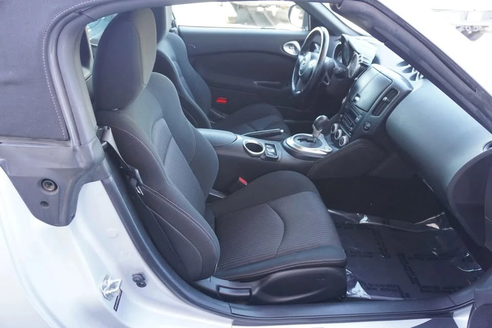 2016 Nissan 370Z 6th Gen - Image 17 of 20