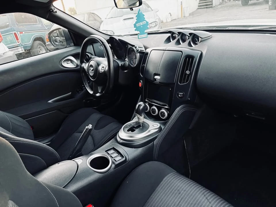 2016 Nissan 370Z 6th Gen - Image 5 of 6
