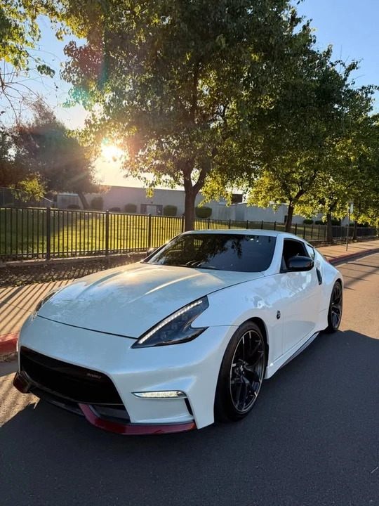 2016 Nissan 370Z 6th Gen - Image 5 of 18