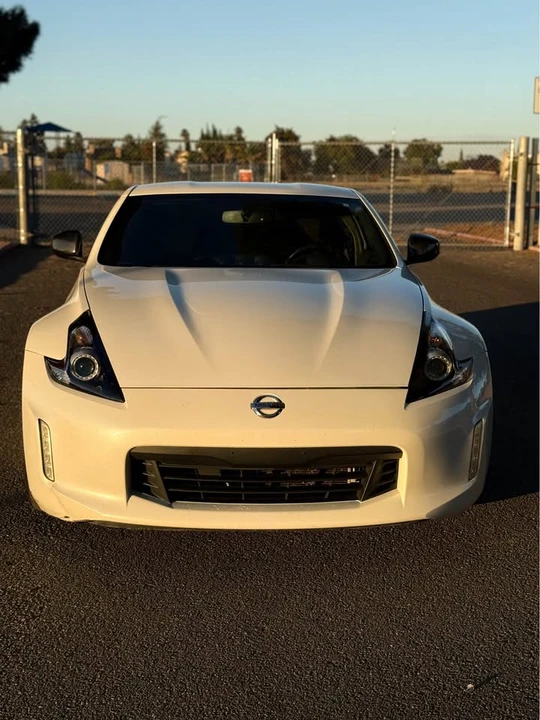 2016 Nissan 370Z 6th Gen - Image 2 of 6