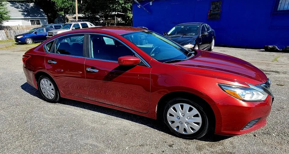 2016 Nissan Altima 5th Gen - Image 5 of 11