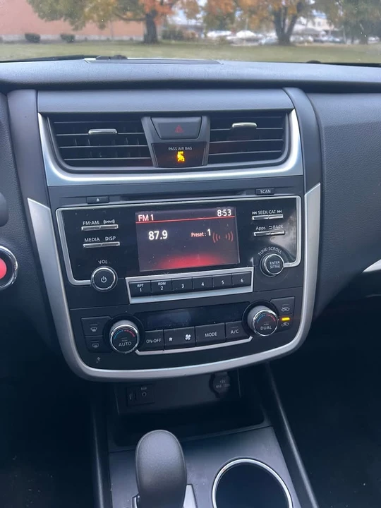 2016 Nissan Altima 5th Gen - Image 13 of 16