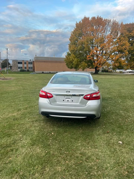 2016 Nissan Altima 5th Gen - Image 10 of 16