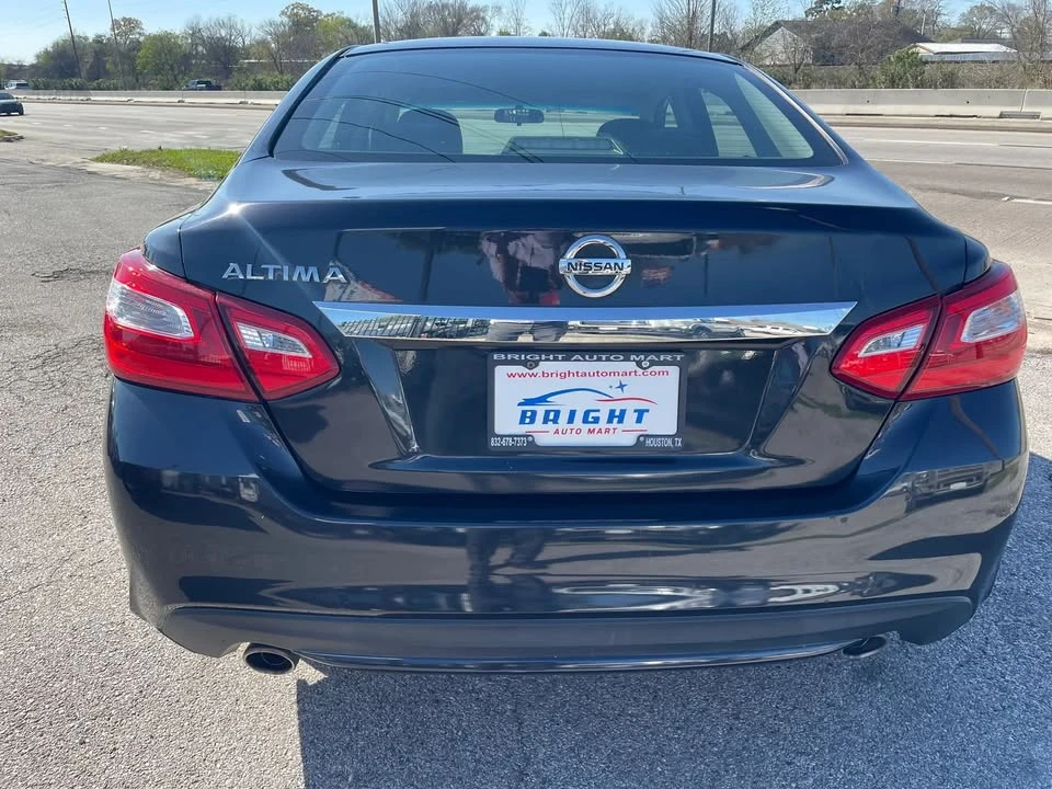2016 Nissan Altima 5th Gen - Image 3 of 19