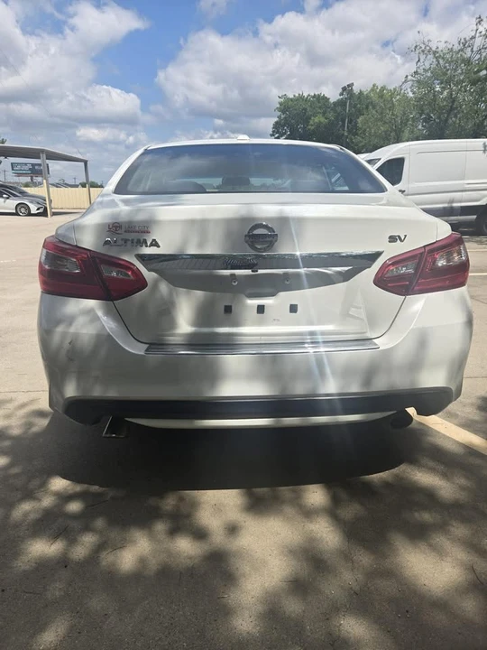 2016 Nissan Altima 5th Gen - Image 4 of 8