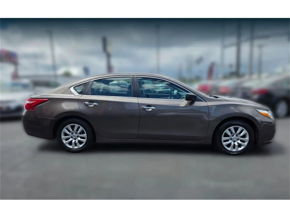 2016 Nissan Altima 5th Gen - Image 6 of 19