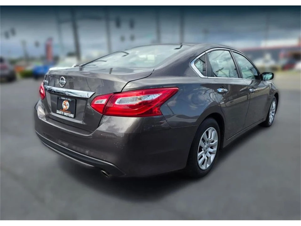 2016 Nissan Altima 5th Gen - Image 5 of 19