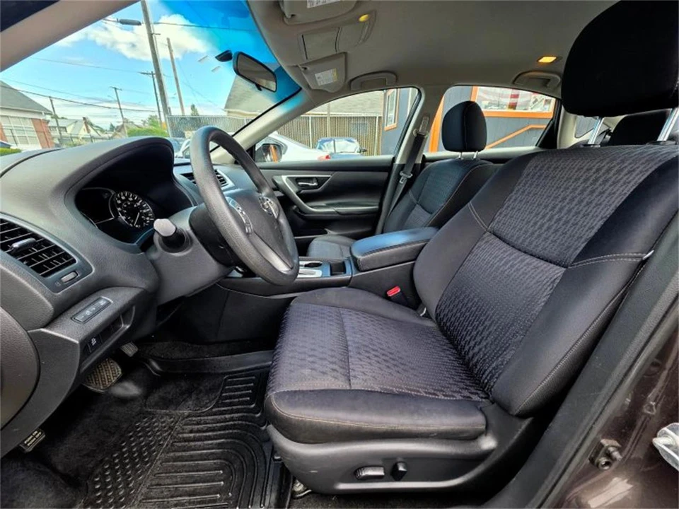 2016 Nissan Altima 5th Gen - Image 9 of 19