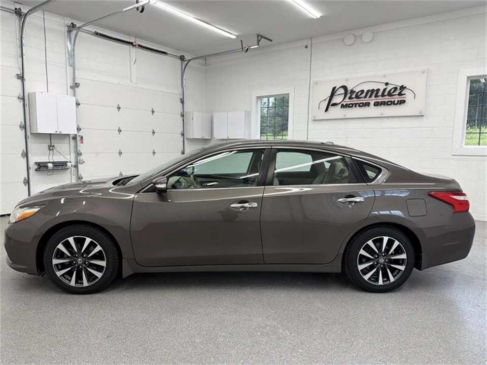2016 Nissan Altima 5th Gen - Image 8 of 16