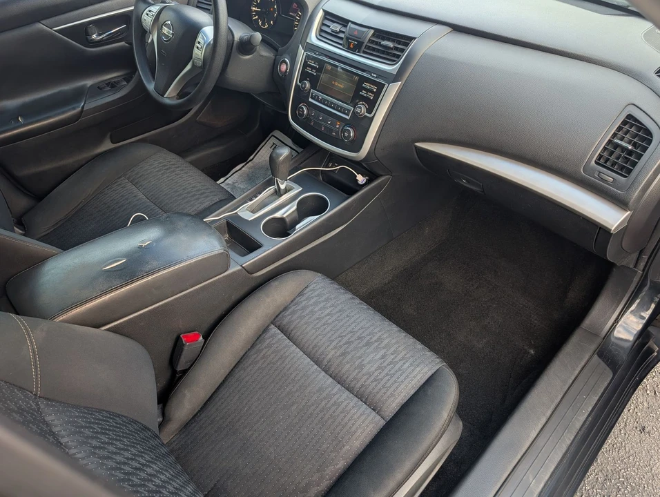 2016 Nissan Altima 5th Gen - Image 10 of 20