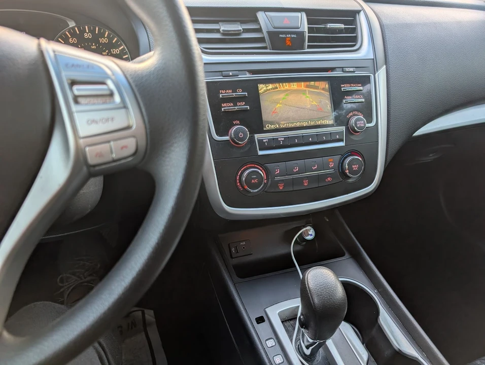 2016 Nissan Altima 5th Gen - Image 13 of 20
