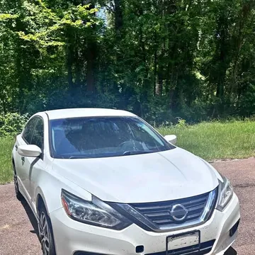 2016 Nissan Altima 2.5 Platinum Sedan 4D