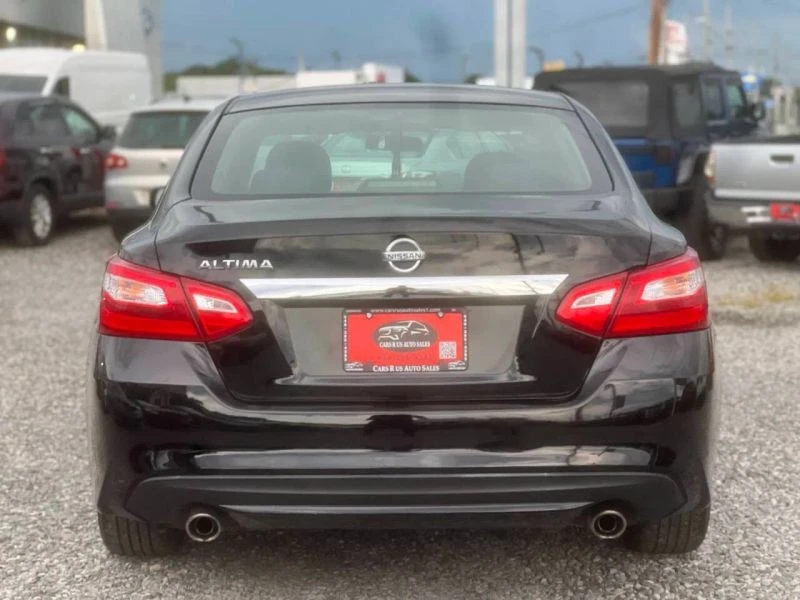 2016 Nissan Altima 5th Gen - Image 5 of 12