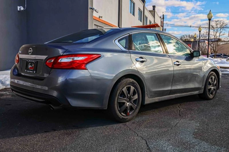 2016 Nissan Altima 5th Gen - Image 6 of 12