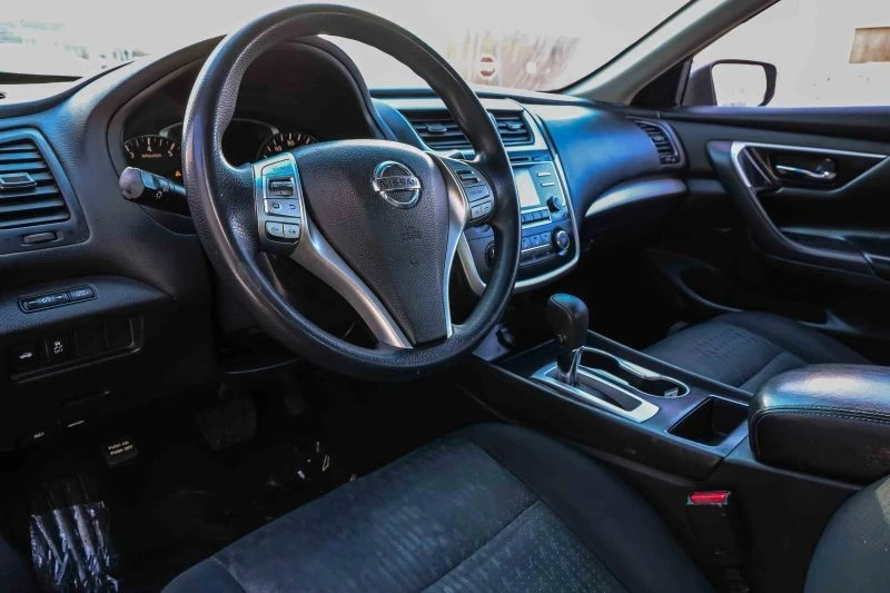 2016 Nissan Altima 5th Gen - Image 7 of 12