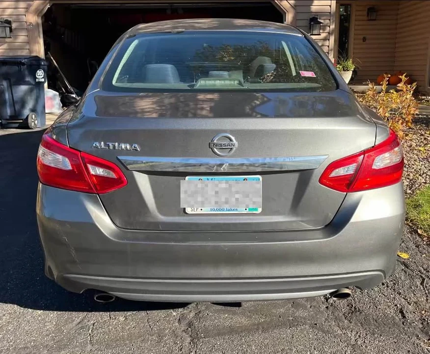 2016 Nissan Altima 5th Gen - Image 5 of 11