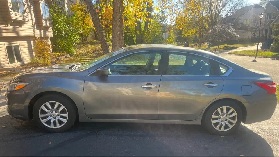 2016 Nissan Altima 5th Gen - Image 4 of 11