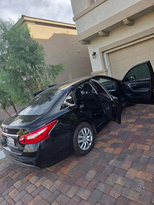 2016 Nissan Altima - Image 3 of 5