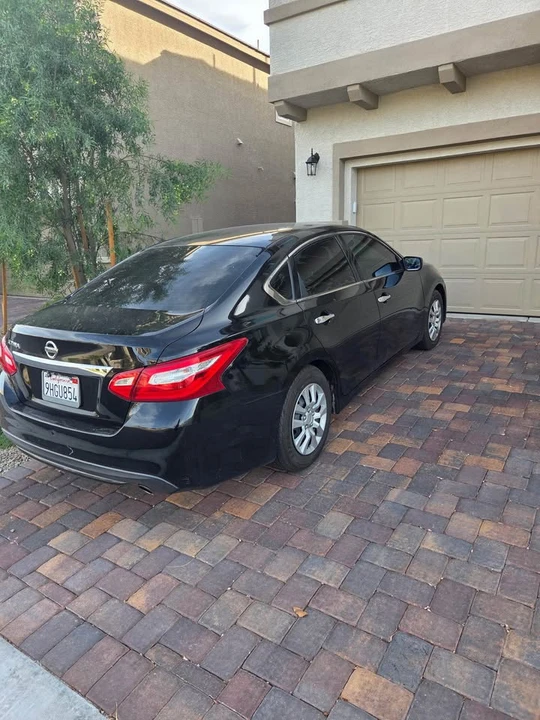 2016 Nissan Altima - Image 2 of 5
