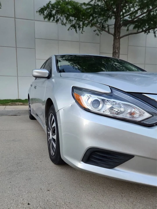 2016 Nissan Altima 5th Gen - Image 4 of 18