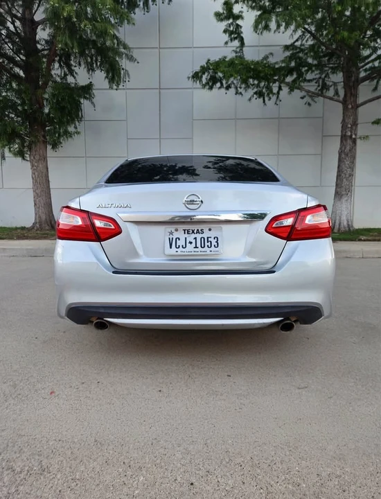 2016 Nissan Altima 5th Gen - Image 9 of 18