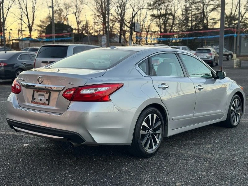 2016 Nissan Altima 5th Gen - Image 5 of 12