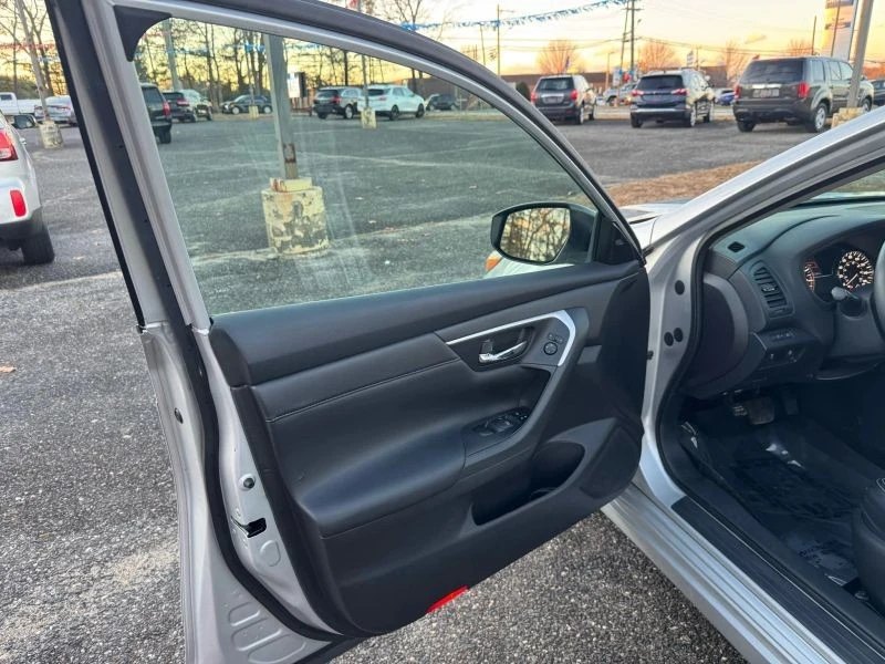 2016 Nissan Altima 5th Gen - Image 10 of 12