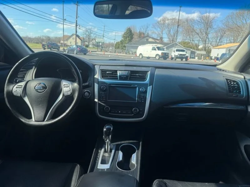 2016 Nissan Altima 5th Gen - Image 9 of 11