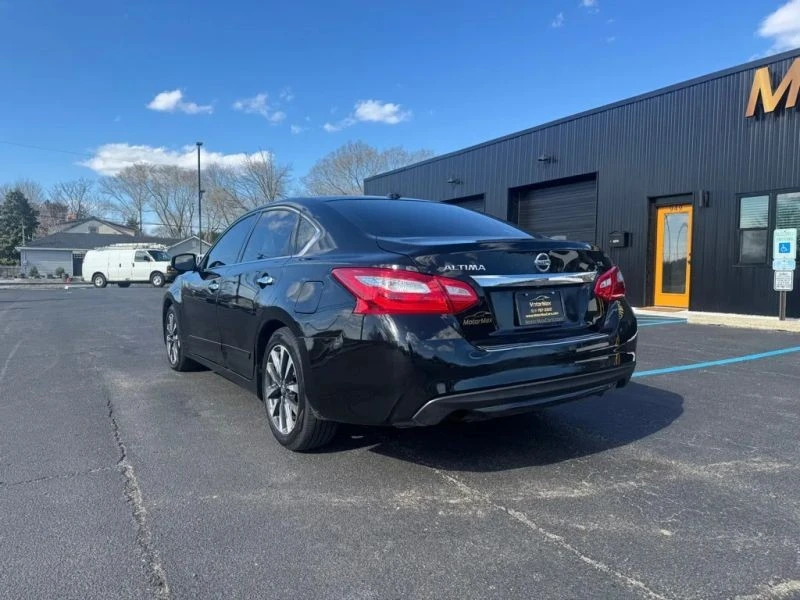 2016 Nissan Altima 5th Gen - Image 2 of 11