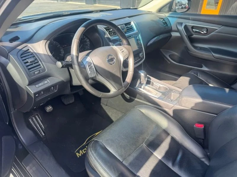 2016 Nissan Altima 5th Gen - Image 5 of 11