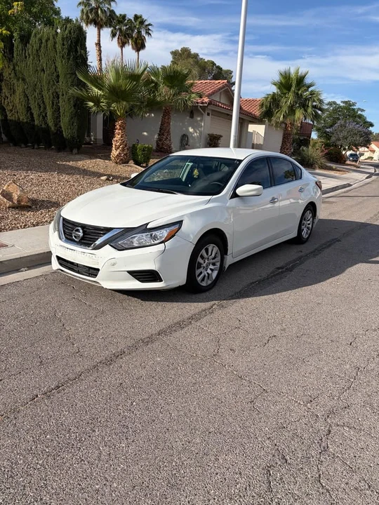 2016 Nissan Altima 5th Gen - Image 2 of 6
