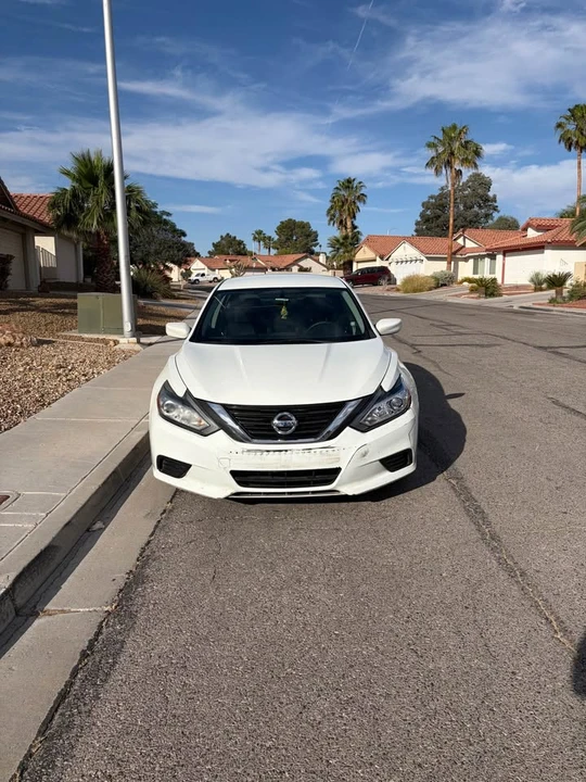 2016 Nissan Altima 5th Gen - Image 3 of 6