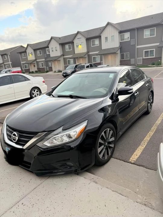 2016 Nissan Altima 5th Gen - Image 2 of 10